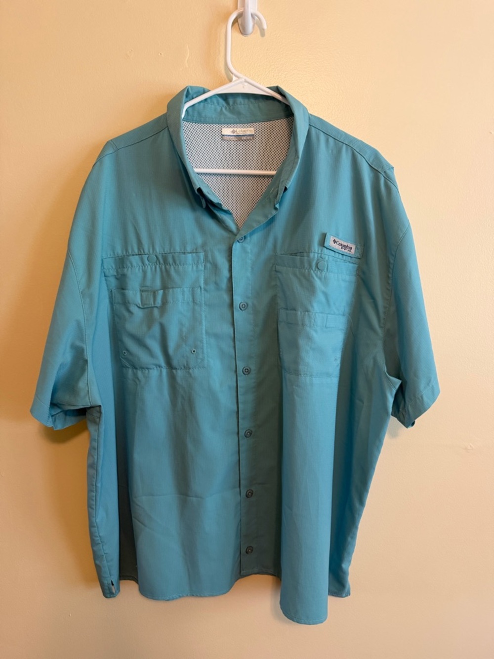 Columbia Men's Teal Short-Sleeve Button-Down Outdoor Shirt